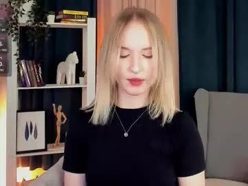 kikishyness from Chaturbate