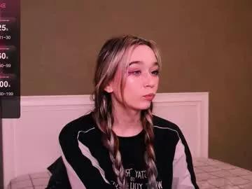 kimiko_luv from Chaturbate