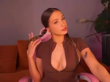kimmeow_ from Chaturbate