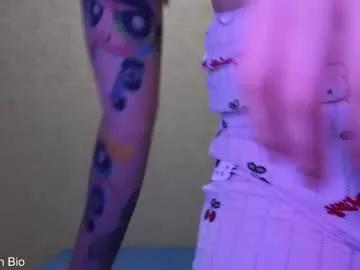 kimmie_ from Chaturbate