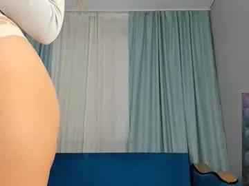 Kimsoyeonn webcams show profile image 