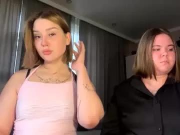 Kinikiniki webcams show profile image 