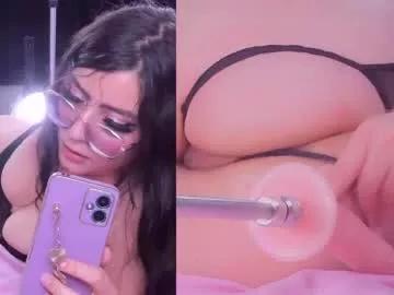kinky_cloe from Chaturbate