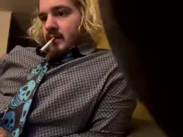 kinkybiguy14 from Chaturbate
