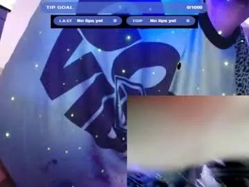 kinkybiguy14 from Chaturbate
