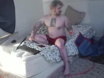 kinkybiguy14 from Chaturbate