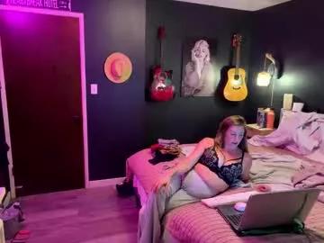 kinkyblinders from Chaturbate