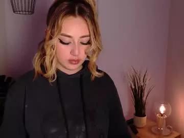 kinkydoll_ from Chaturbate