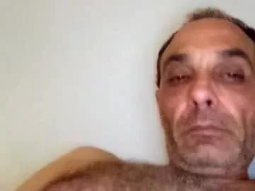 kinkyguy42672 from Chaturbate