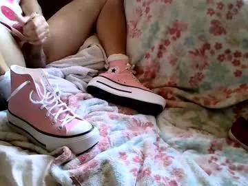kinkysneakergirl from Chaturbate
