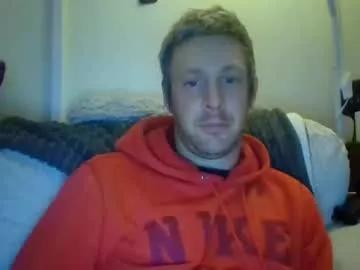 kinkysubslave86 from Chaturbate