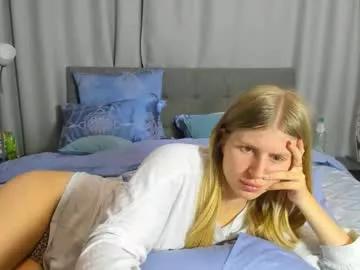 kirraa_ from Chaturbate