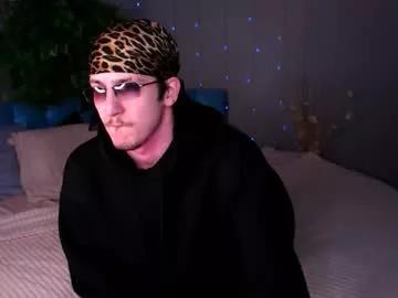 kiskakurt from Chaturbate