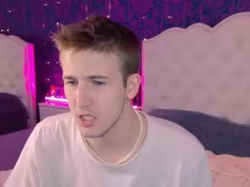 kiskakurt from Chaturbate