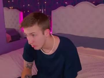 kiskakurt from Chaturbate