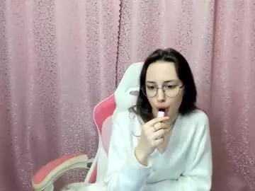 kiskisw from Chaturbate