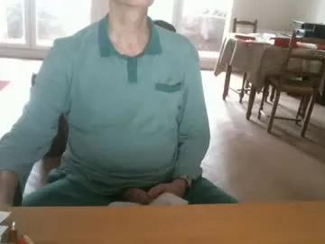 kisslog1 from Chaturbate