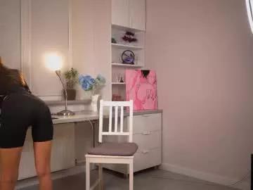 kissmesloww from Chaturbate