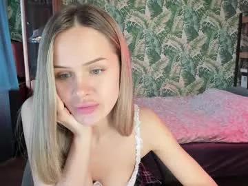 kittenpawsgirl from Chaturbate