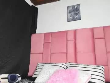kitties_hot_2 from Chaturbate