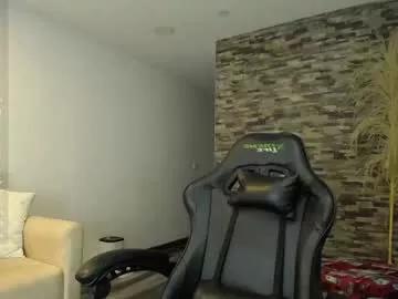 kitty_curly from Chaturbate