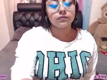 kitty_eyes from Chaturbate