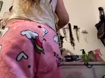 kittyluvx from Chaturbate