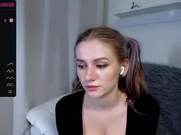 koketka19 from Chaturbate