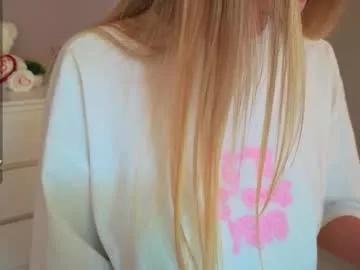 kristall_cutee from Chaturbate is Freechat