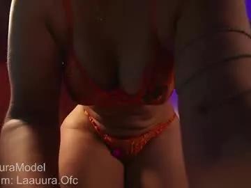 laauura_1 from Chaturbate