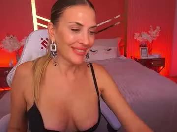 ladyylaura from Chaturbate is Freechat