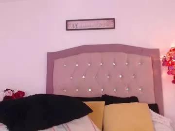 laiia_clower from Chaturbate