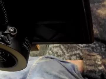 laltro33 from Chaturbate