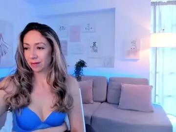 laly_dolce from Chaturbate