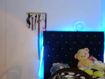 lana_brown1 from Chaturbate