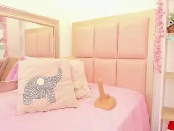 lanna_bright from Chaturbate