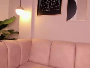 lara_madisson from Chaturbate