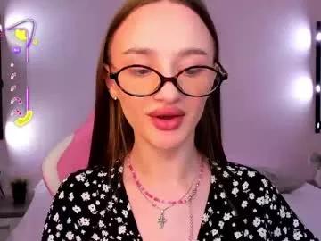 laralourance from Chaturbate
