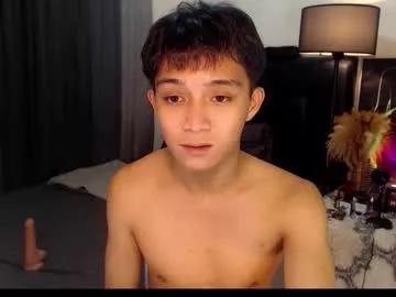 Lark_stuart webcams show profile image 