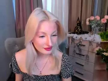 laura_blush from Chaturbate is Freechat