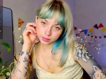 Lavenly webcams show profile image 