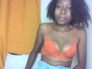 layannek from Chaturbate