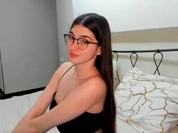 leila_4ever from Chaturbate