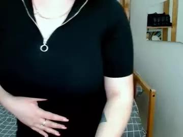 leila_beayte_ from Chaturbate