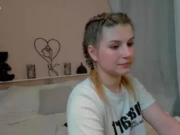 leila_chic from Chaturbate