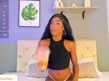 leslie_kourtrey from Chaturbate