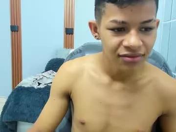 leslieanddrako from Chaturbate
