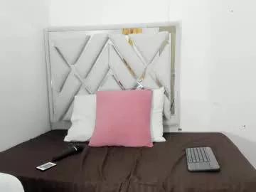 Leslyy_love webcams show profile image 