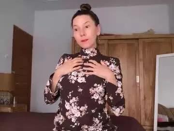 lessya_magic from Chaturbate