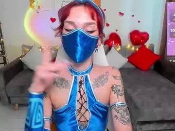 leylanoir from Chaturbate